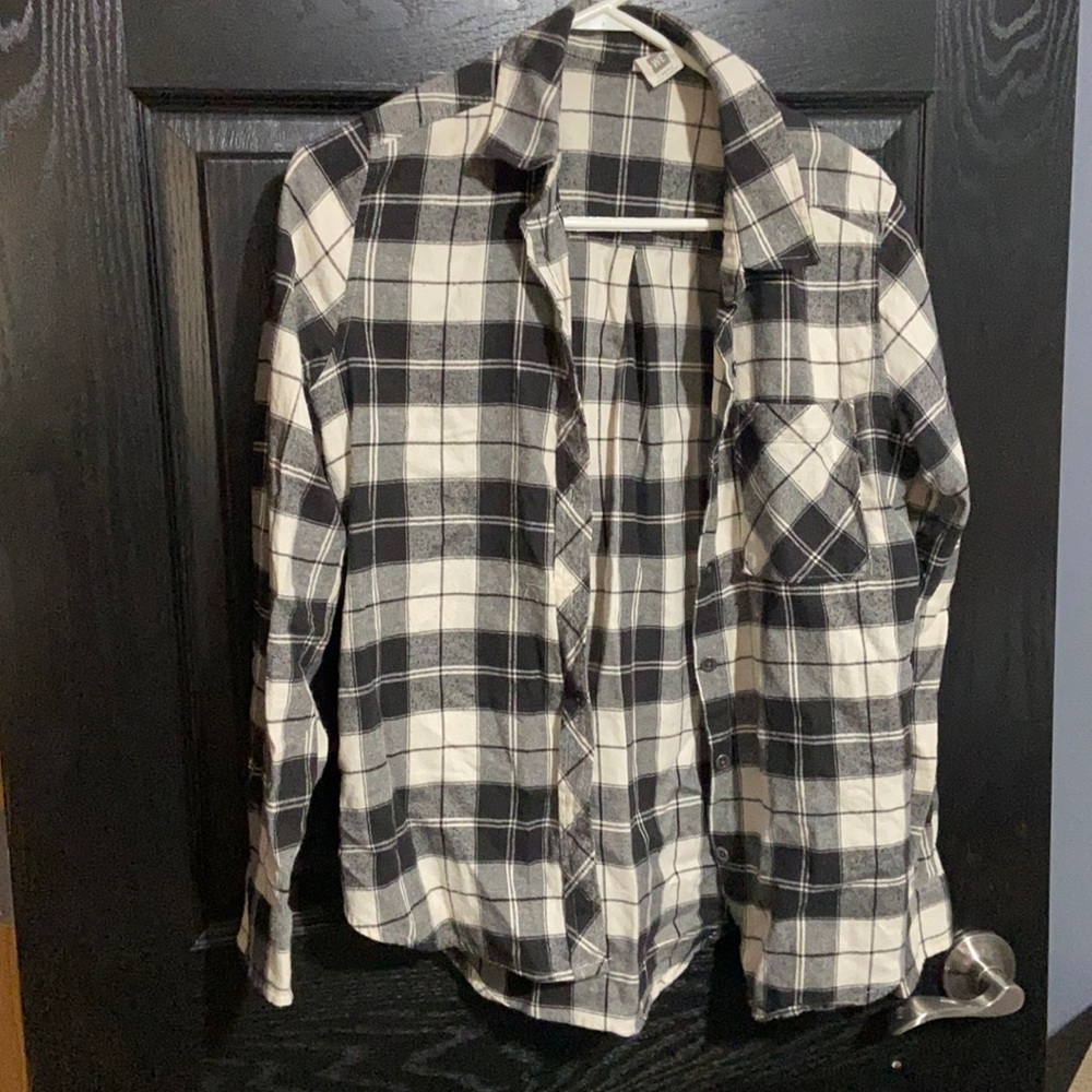 Gray-ish/black-ish and off white flannel